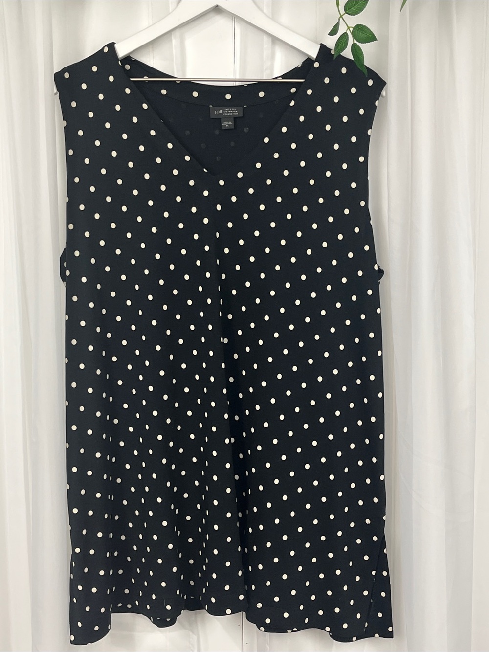 J. Jill Wearever Pullover Tunic/Top XL Black Cream Polka Dots Sleeveless EUC